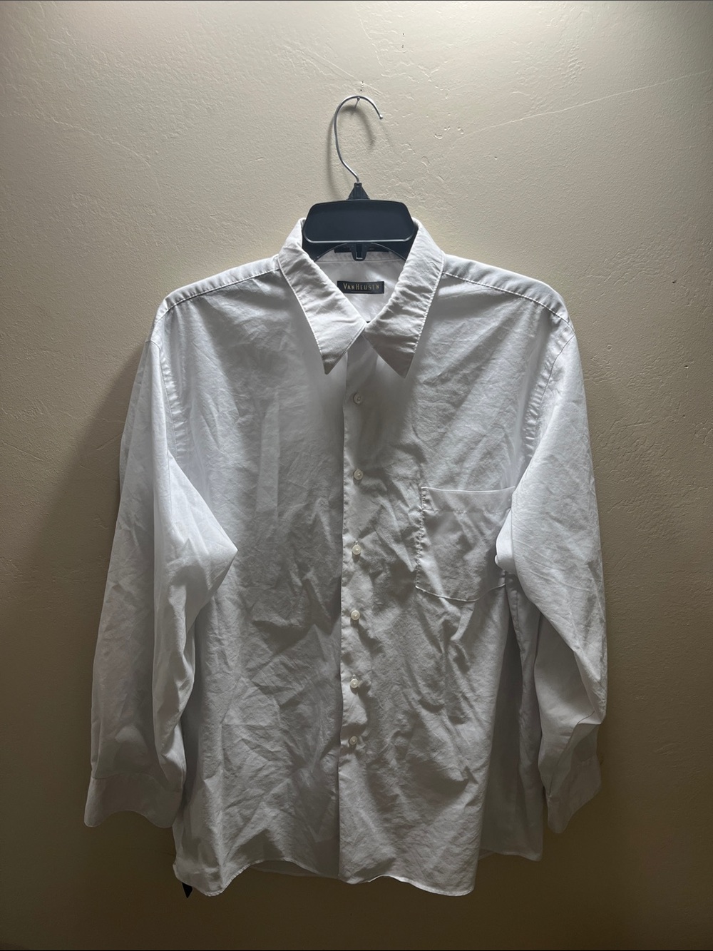 Van Heusen White Long-Sleeve Dress Shirt